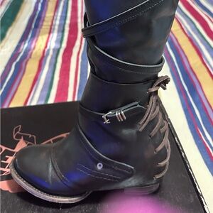 Freebird by Steven, Cassius boots, size 9